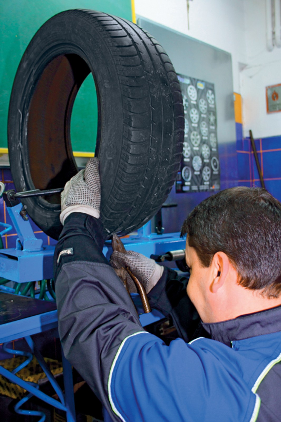 Łatka w spreju - szybki sposób na "flaka"