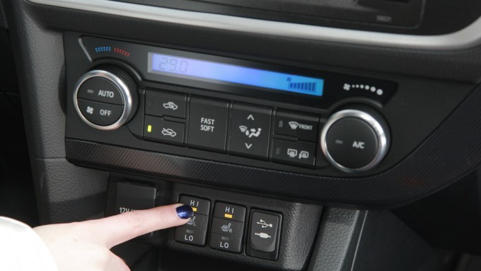 Auto Świat Test Team sprawdza nową Toyotę Auris