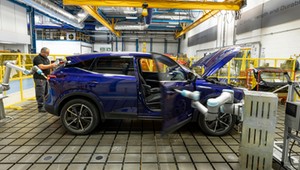 Nie zostało dużo czasu. Nissan szykuje "e-odpowiedniki" spalinowych bestsellerów