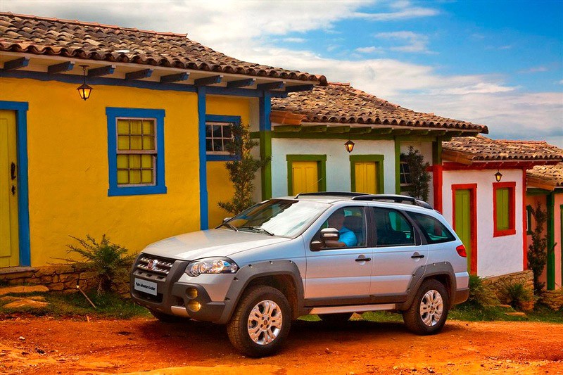 Fiat Palio Weekend Adventure Locker: kombi z właściwościami terenowymi