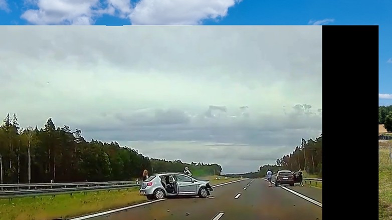 Szeryf drogowy doprowadził do wypadku rodziny z dzieckiem