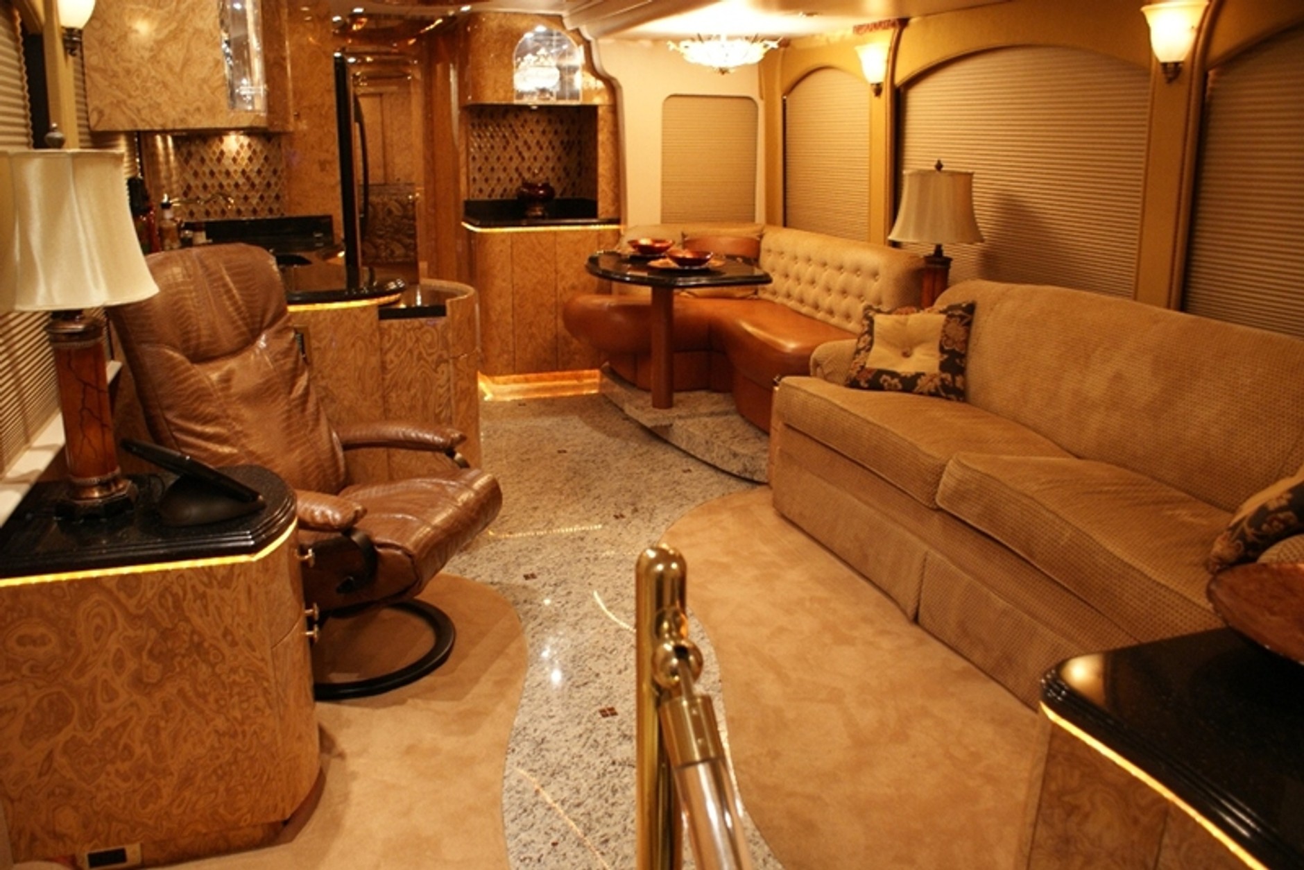 Obrzydliwie luksusowe posiadłości na kołach