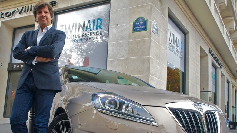 Lancia przyjechała do Paryża z Chryslerem