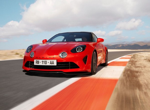 Alpine A110 - trzy wersje modelu, nowy poziom emocji podczas jazdy