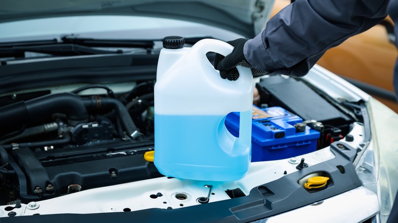 Zimowy płyn do spryskiwaczy