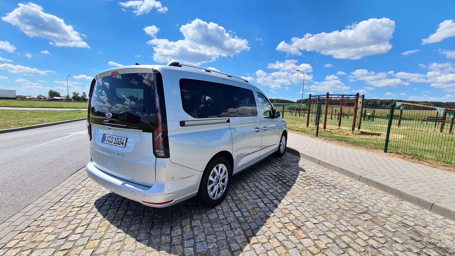 Nowy Ford Tourneo Connect
