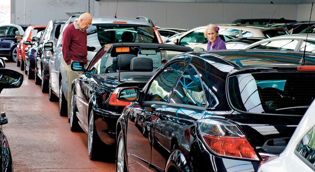 Komisy, place i molochy - mnóstwo ofert, ale...