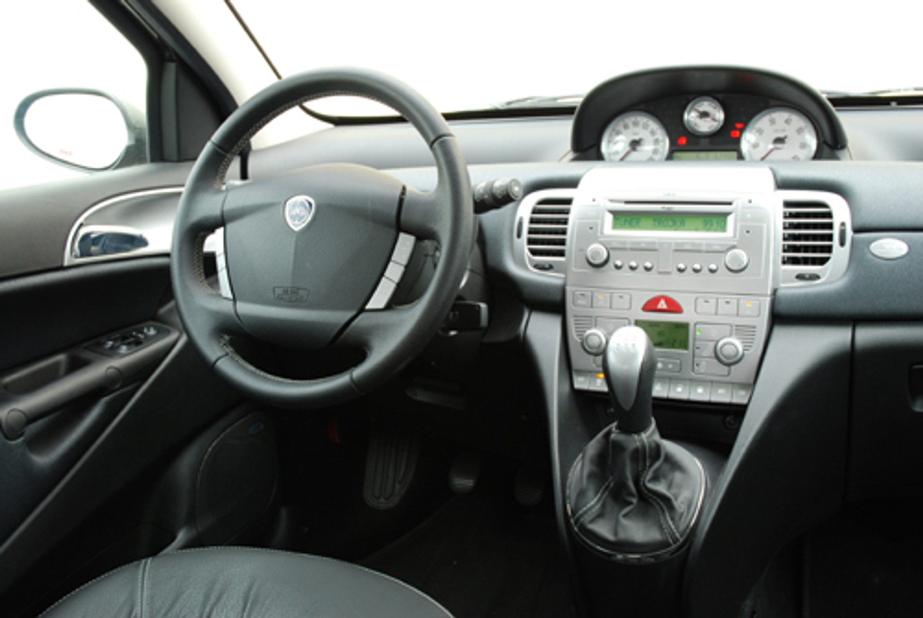 Lancia Ypsilon - Designerski "maluch"