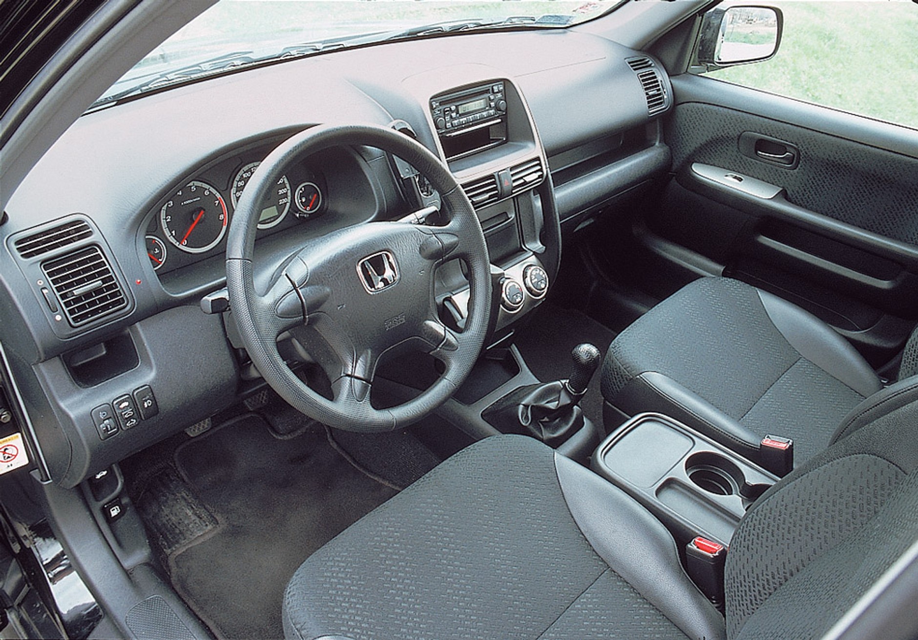 Honda CR-V kontra Nissan X-Trail i Toyota RAV4: pojedynek na szczycie