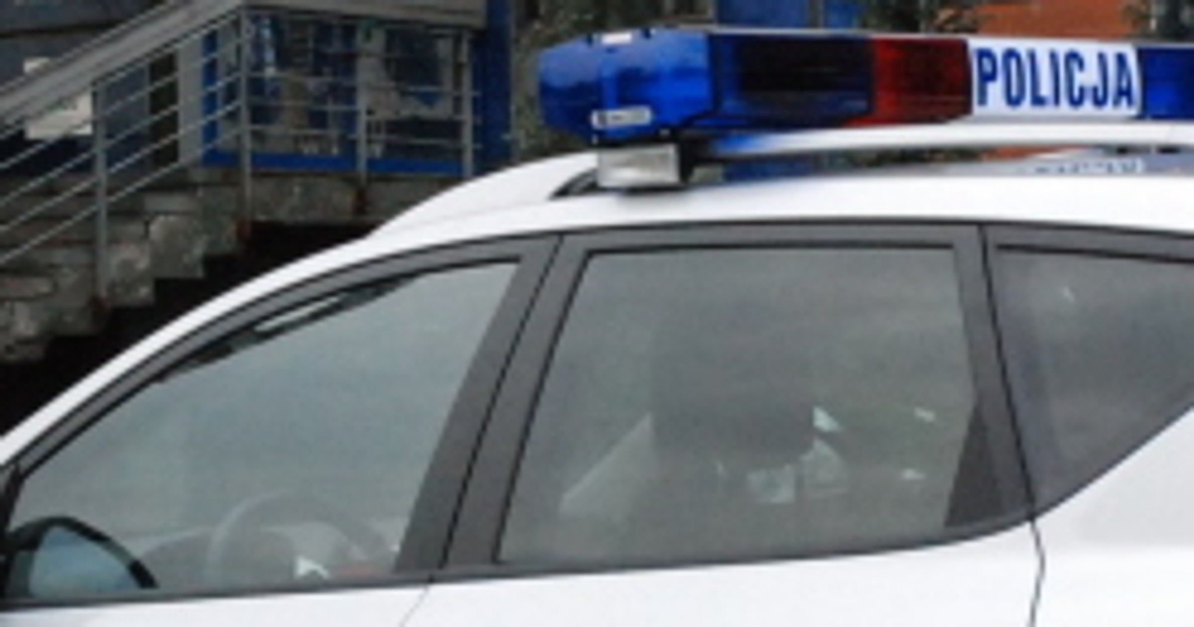 Pijani kierowcy potrącili policjantów oraz taksówkarzy