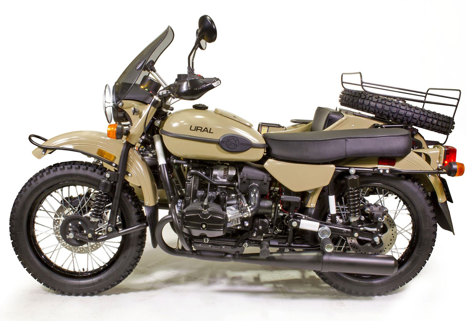 Ural Gear Up Sahara