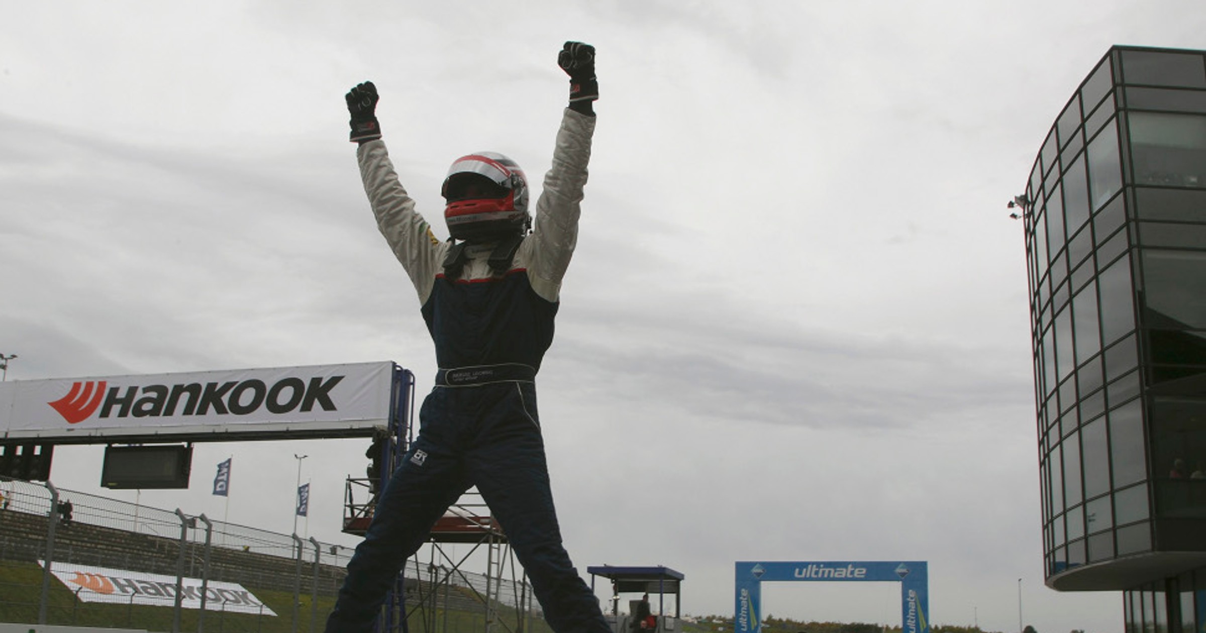 Polak zwycięzcą Scirocco R-Cup 2011 
