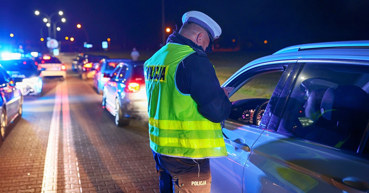 Policja dysponuje najszerszymi uprawnieniami w zakresie nadzoru drogowego
