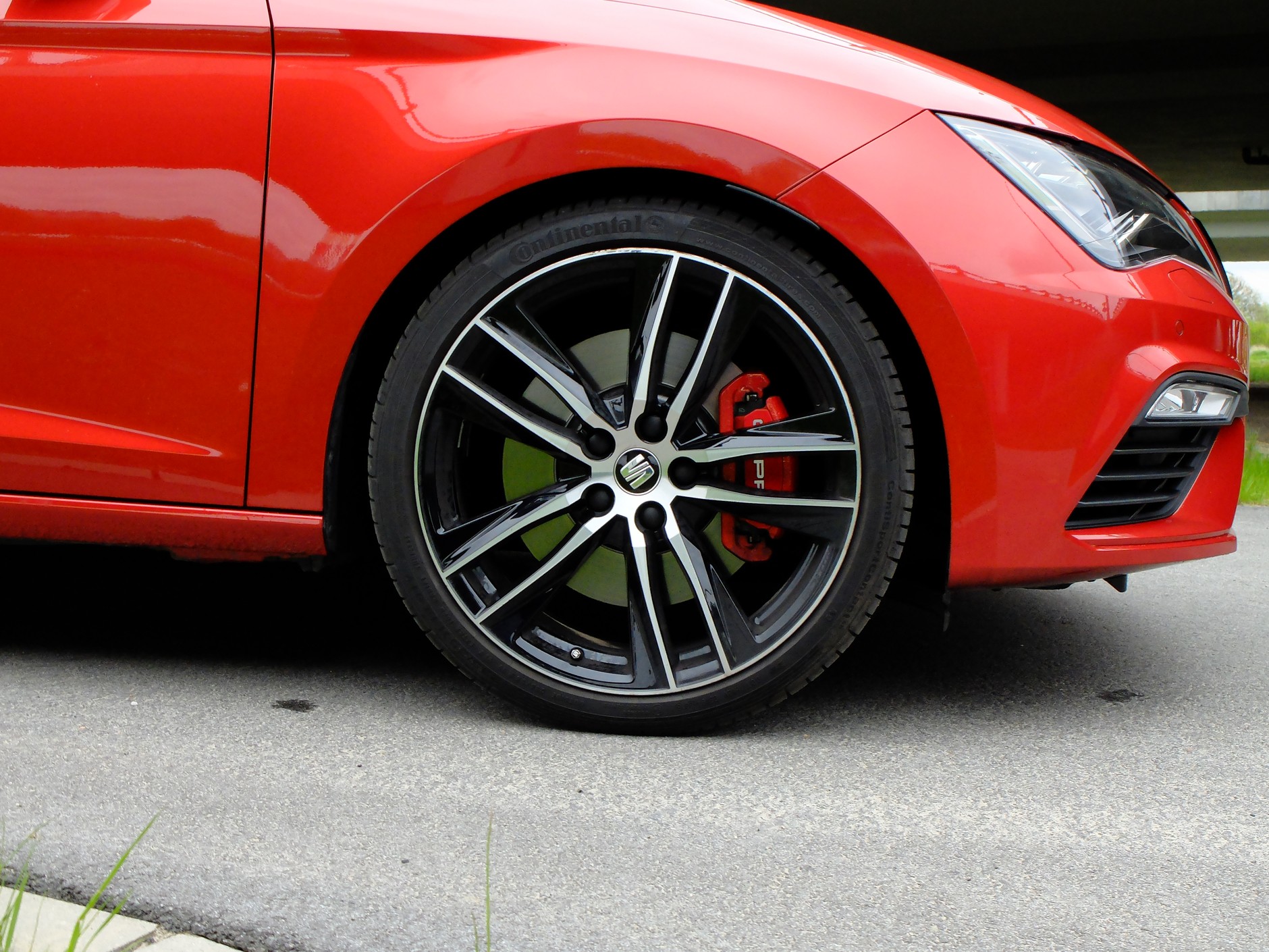 Seat Leon ST Cupra 300