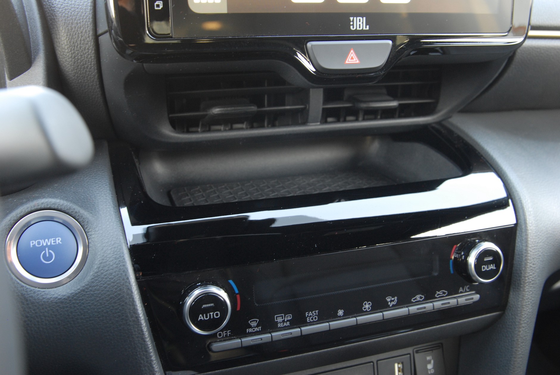 Toyota Yaris Cross Premiere Edition + JBL 2021