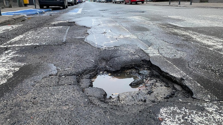 Dziura w ulicy Łódź