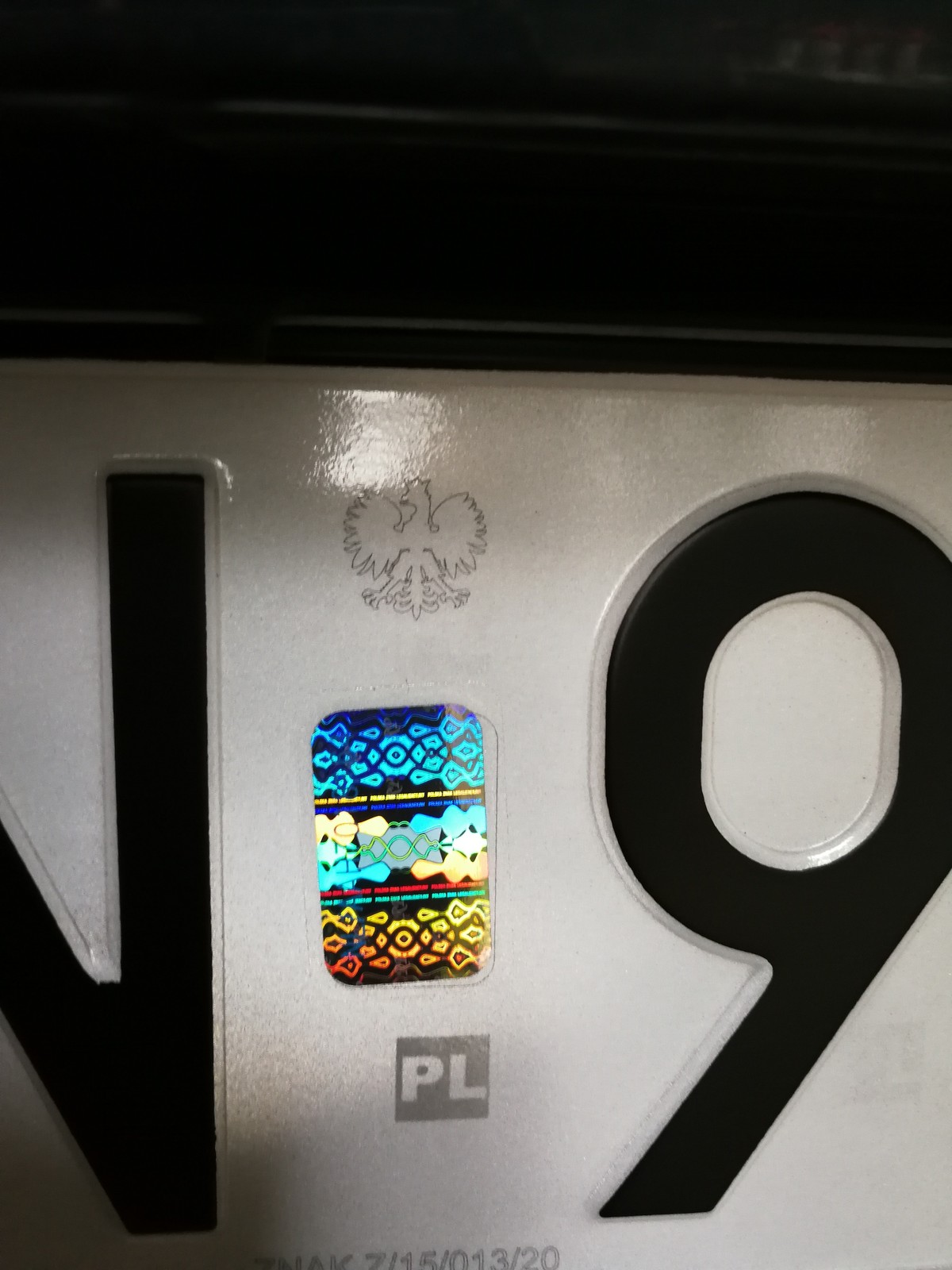 Nowe zabezpieczenia tablic rejestracyjnych