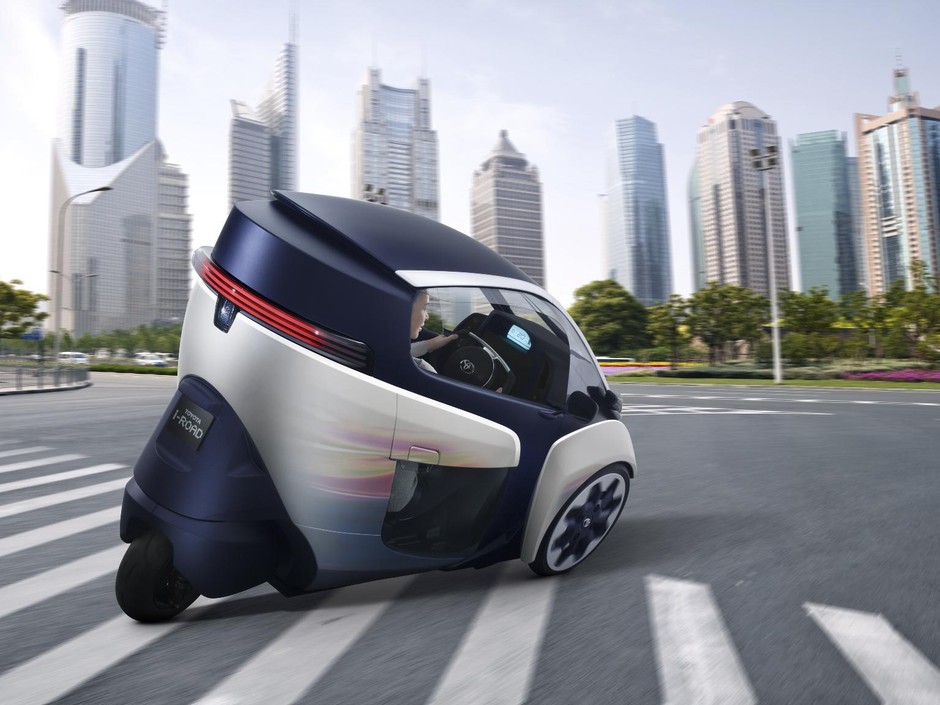 Genewa 2013: Toyota i-Road na trzech kołach