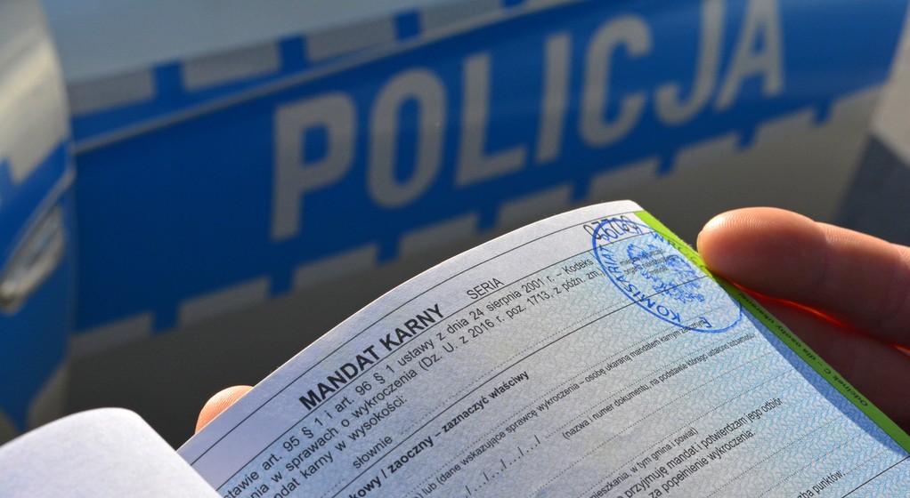 Mandat karny 1 - zdjęcie ilustracyjne