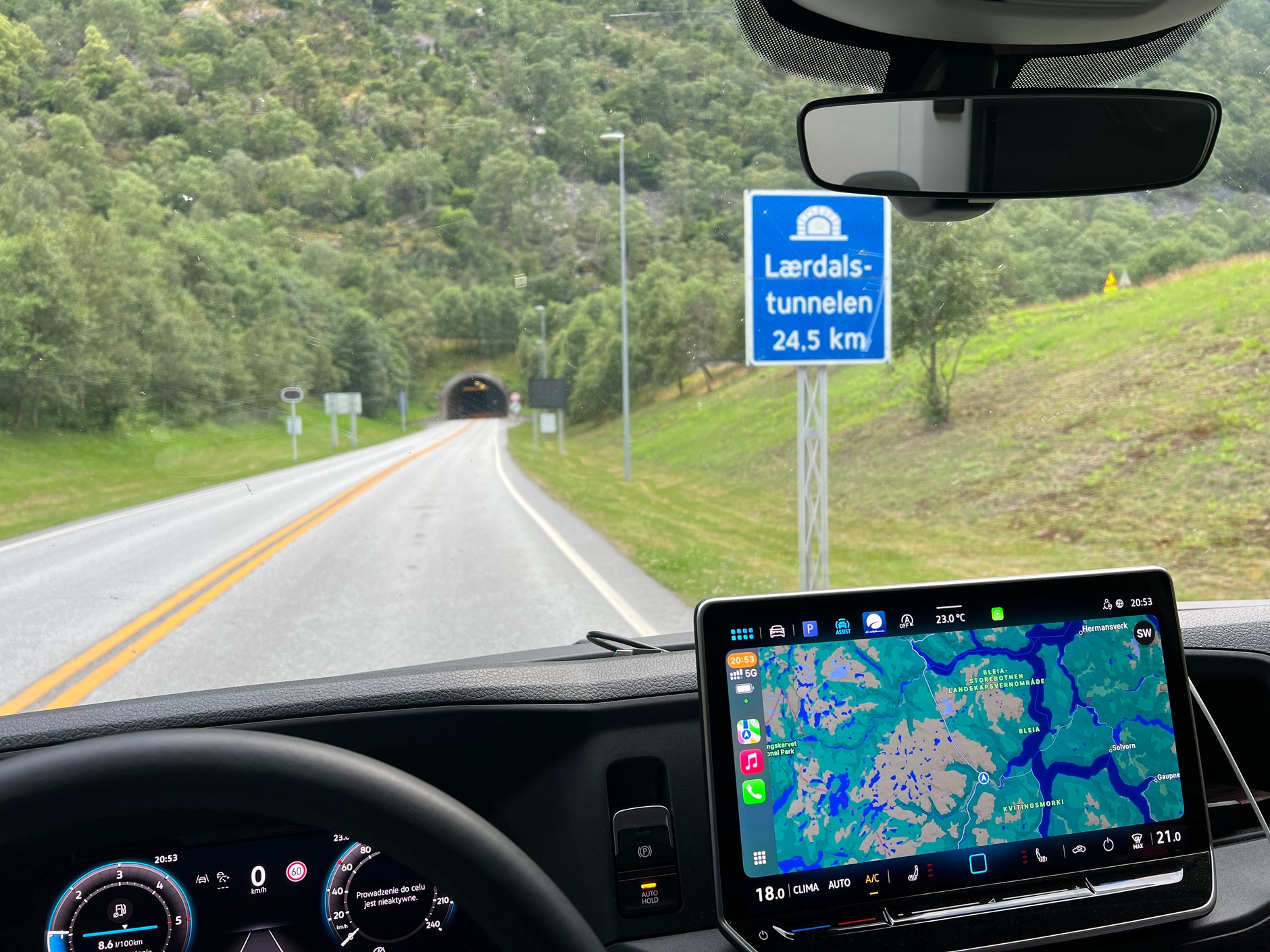 Volkswagen Grand California 600