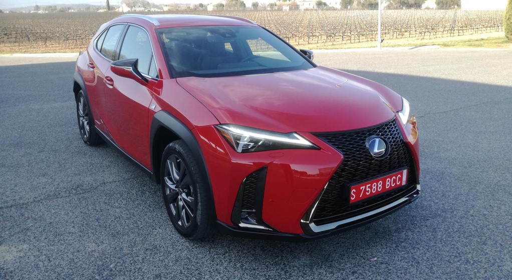 Lexus UX