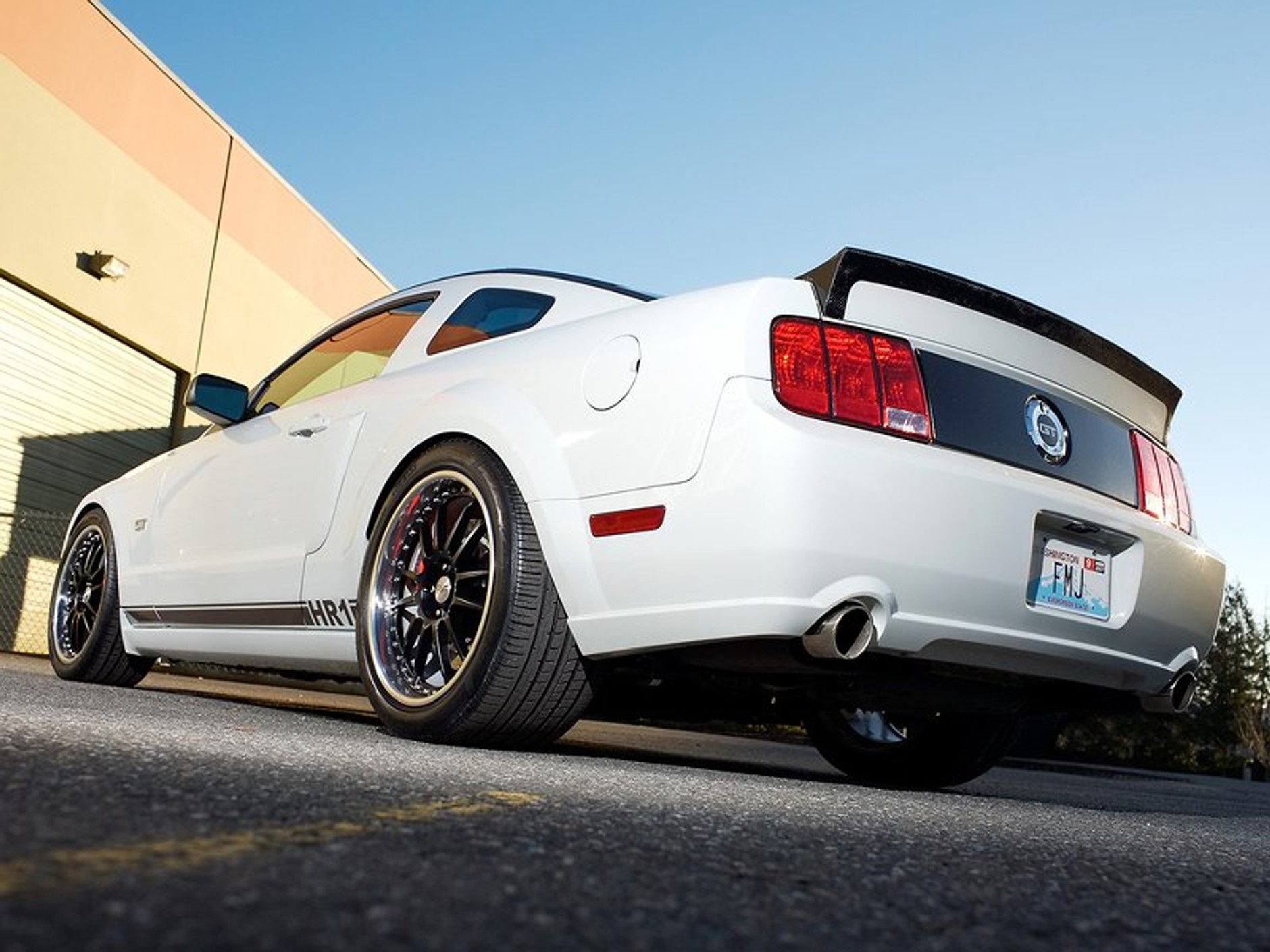 H&amp;R Springs FMJ Mustang GT: piękny ogier