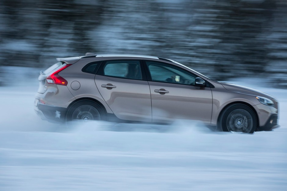 Volvo V40 Cross Country: kombi na sportowo