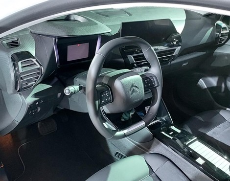 Citroen e-C4 x