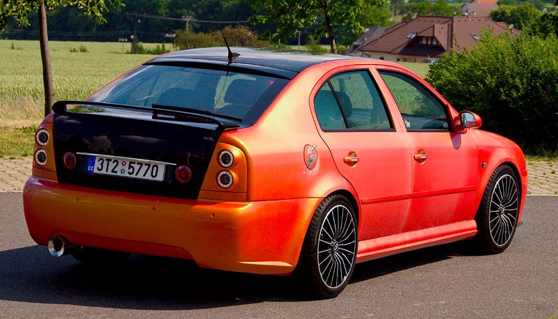 Garaż tunera: Škoda Octavia –  kameleon na sterydach