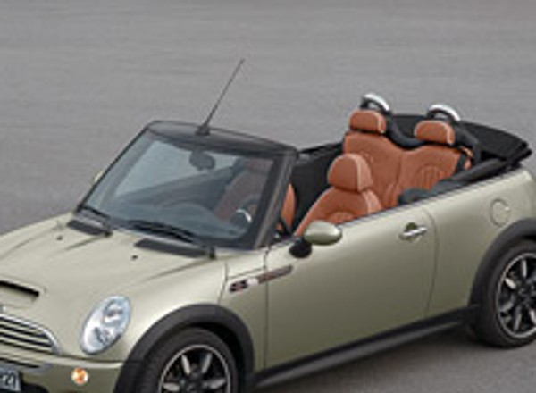 Mini Cabrio: premiera w Detroit