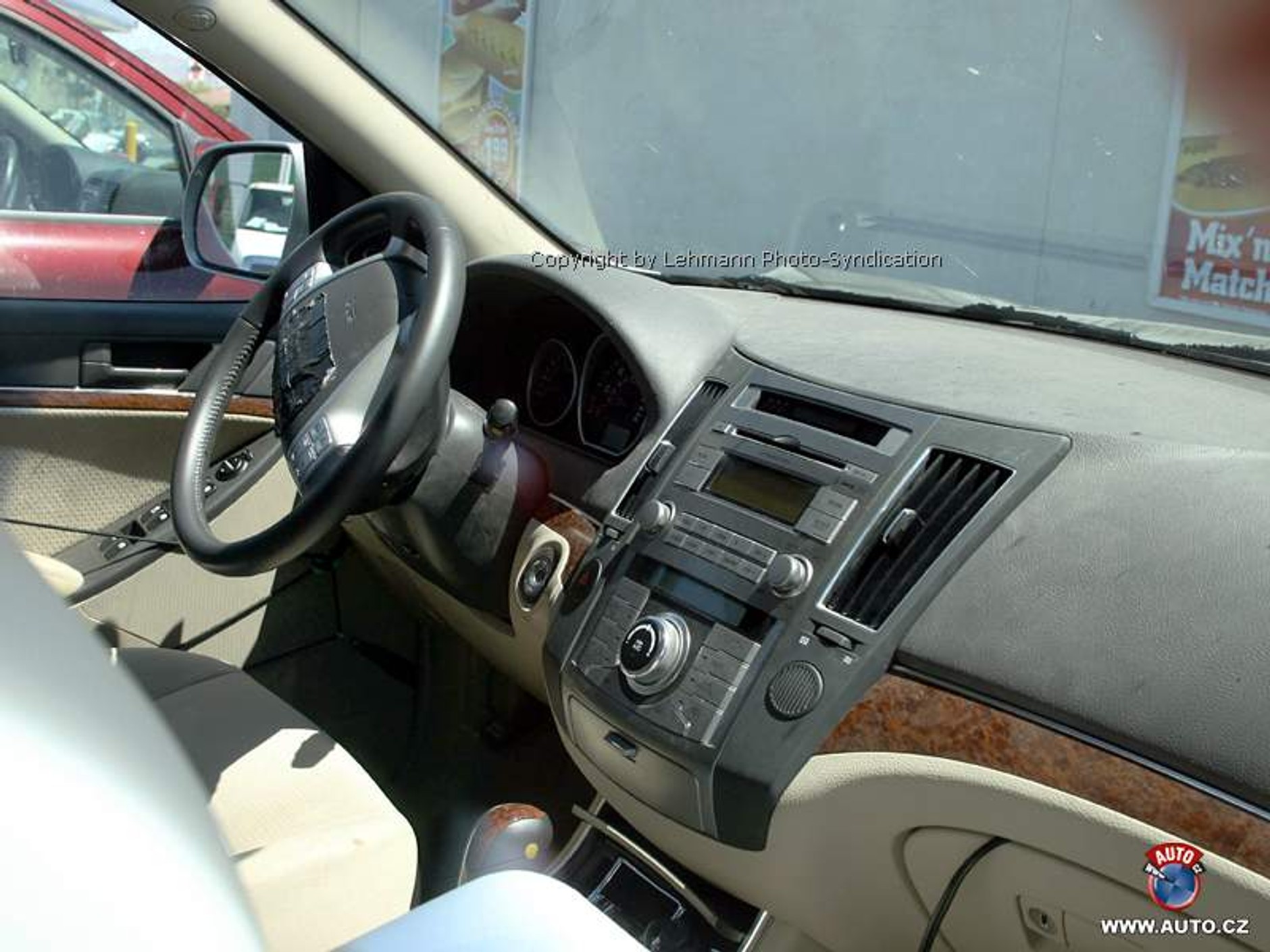 Zdjęcia szpiegowskie: cztery nowe modele Hyundaia