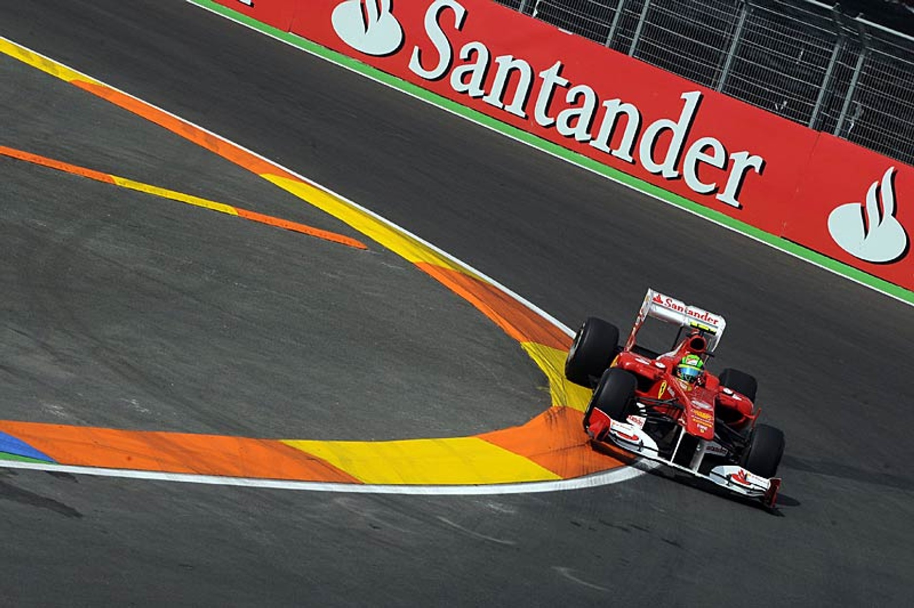 Grand Prix Europy 2011: Vettel przed Alonso i Webberem (relacja, wyniki)