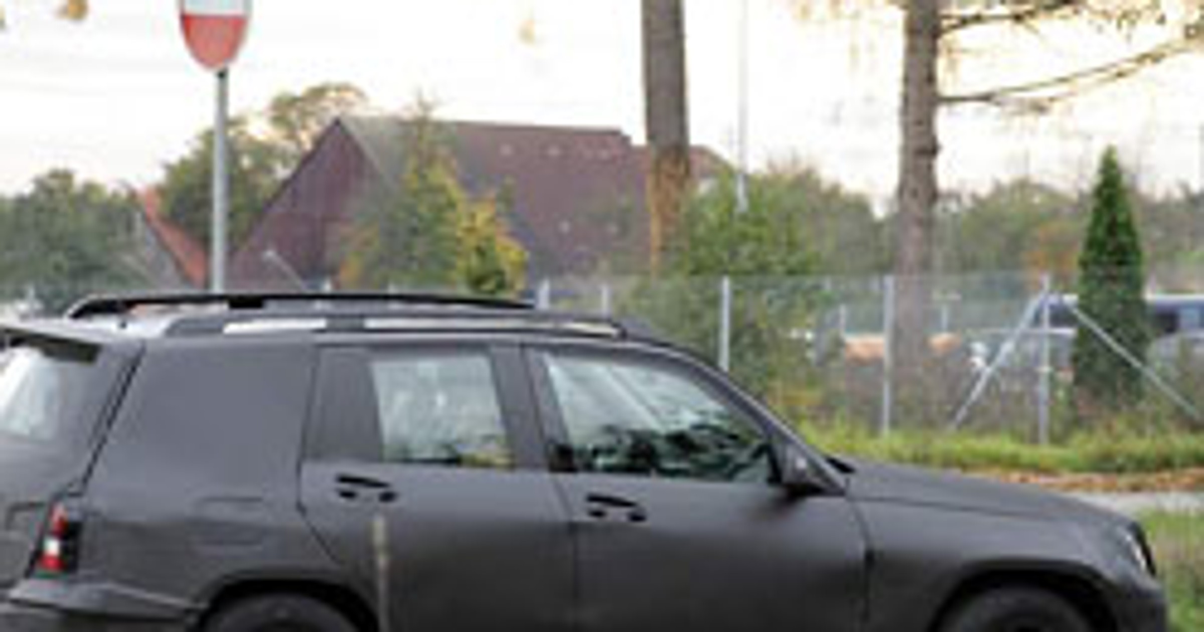 Zdjęcia szpiegowskie: Mercedes-Benz GLK – mniejszy brat GL i ML