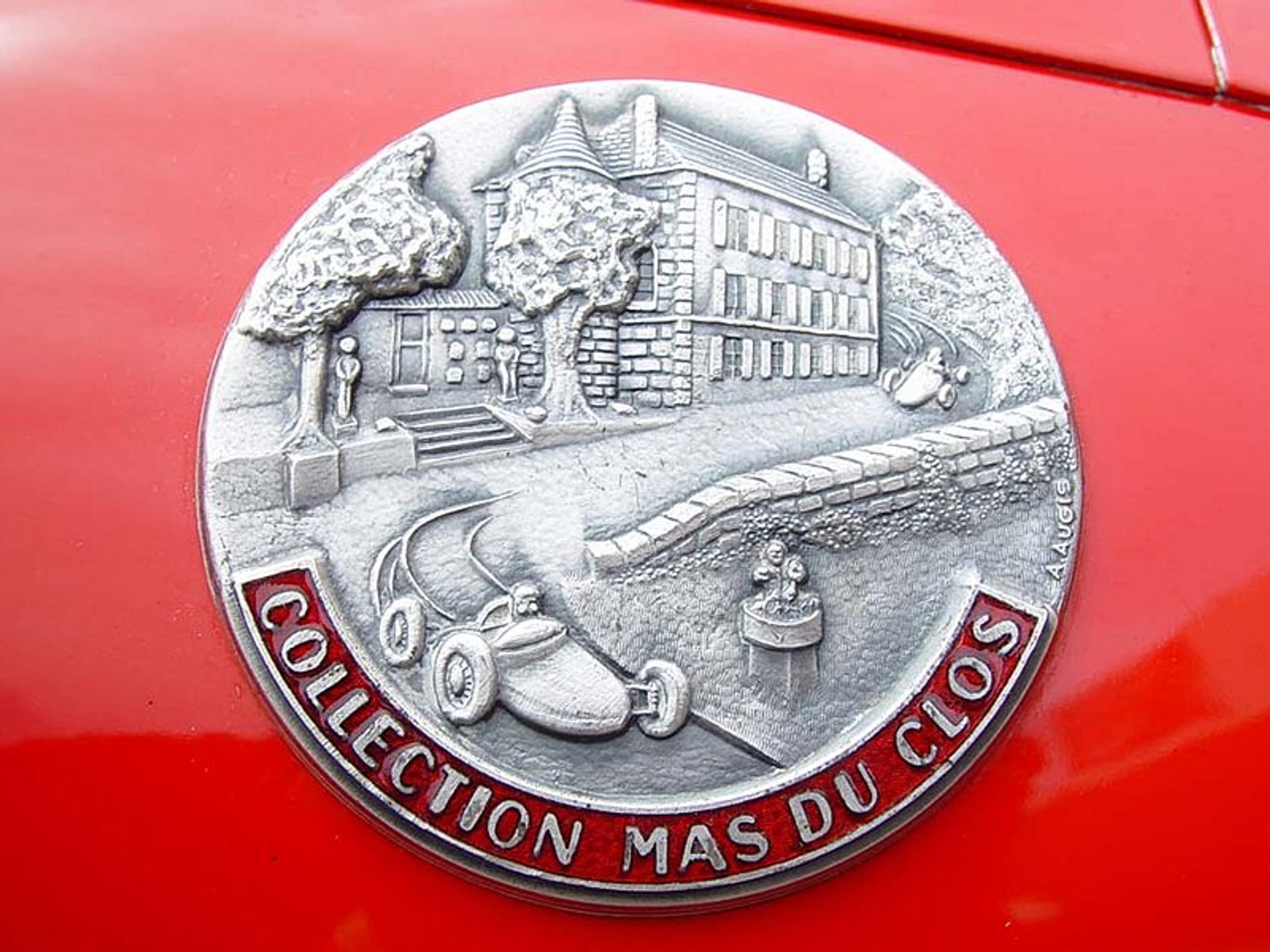 Kolejna okazja dla majętnych fanów Ferrari