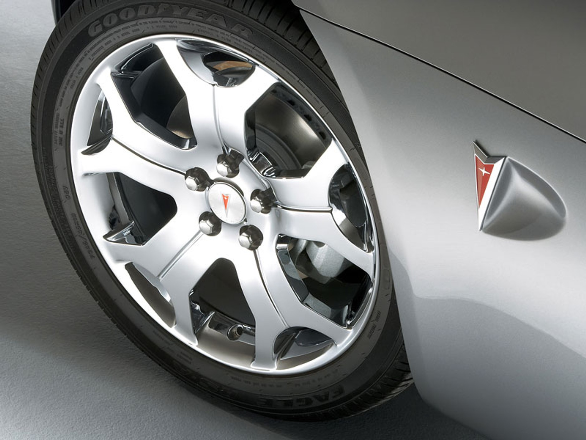 Pontiac Solstice i Saturn Sky: koniec wiatru we włosach (fotogaleria)