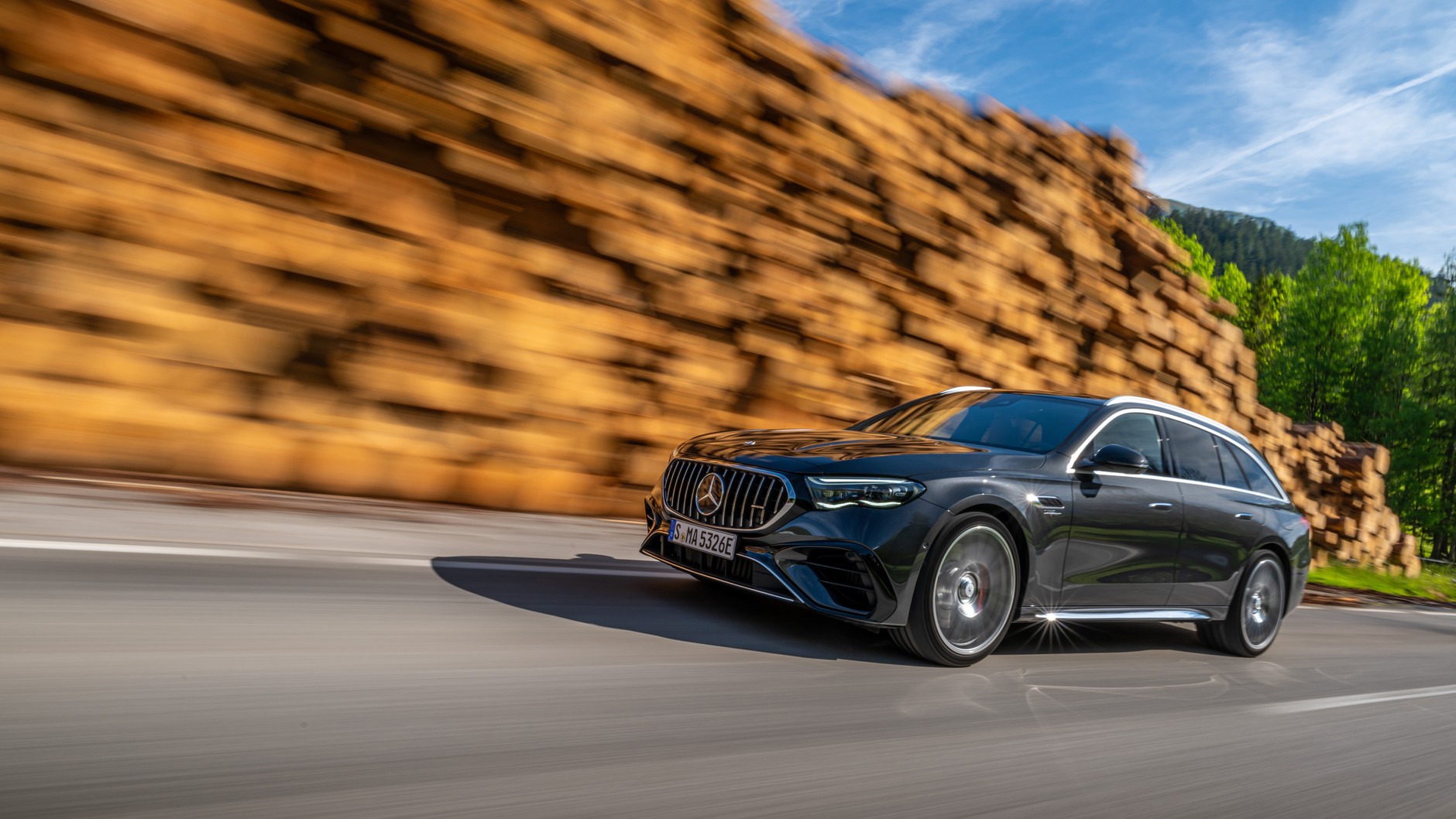 Mercedes-AMG E53 Hybrid 4MATIC+ Estate