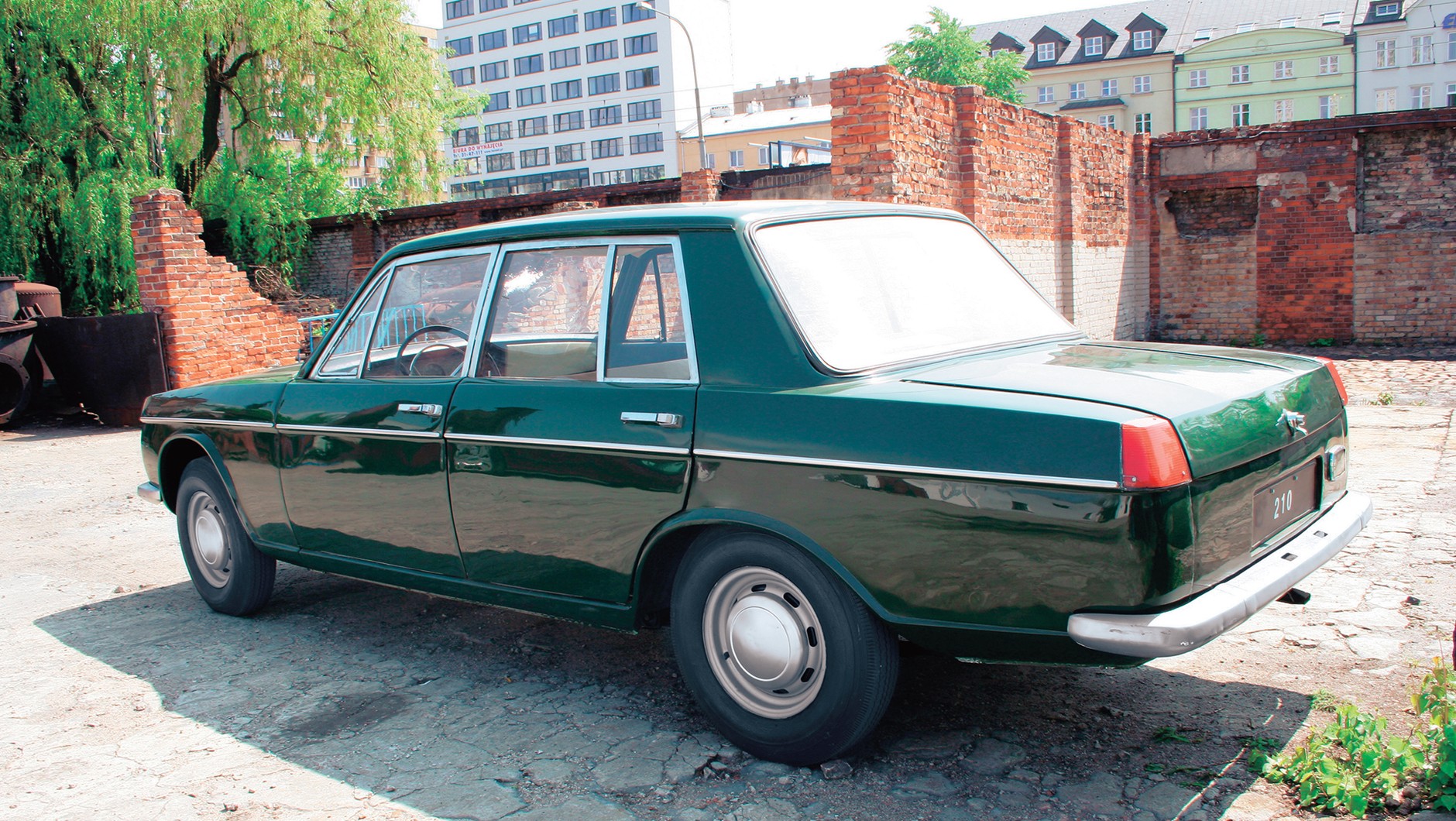 FSO Warszawa 210
