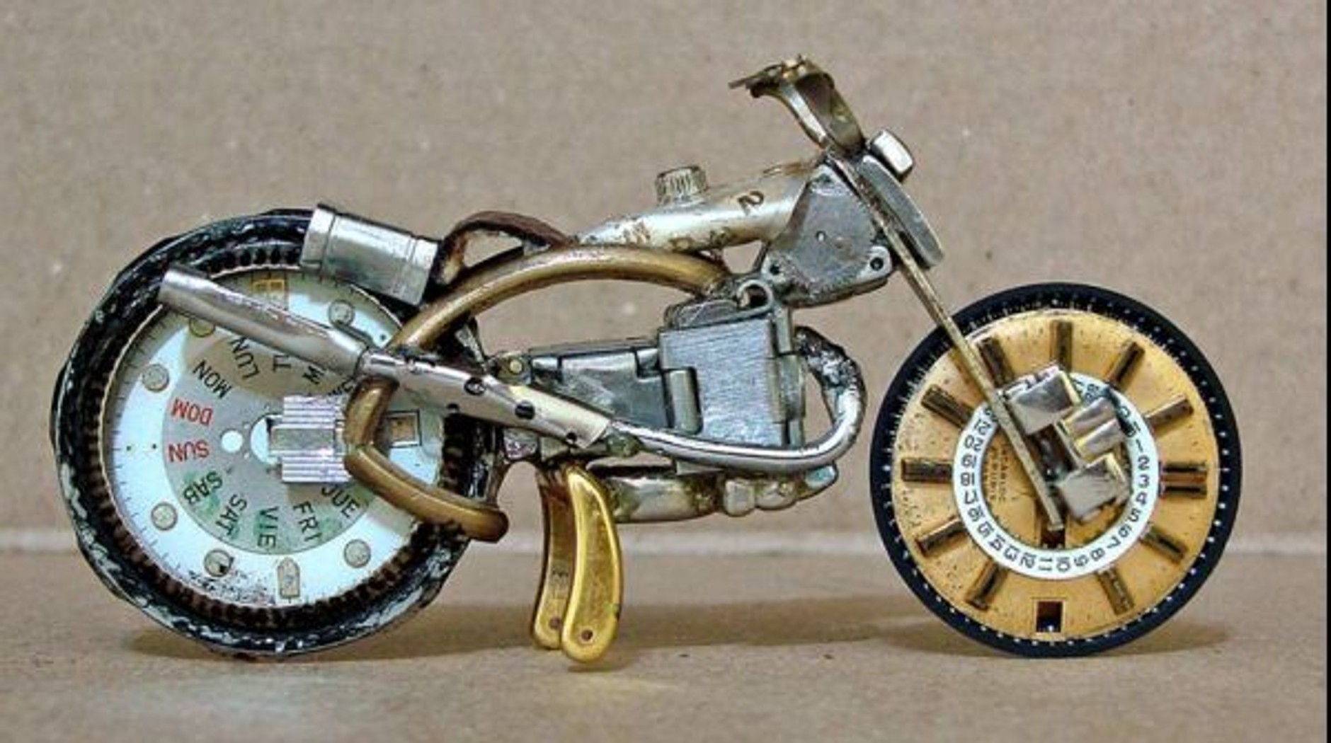 Drugie życie zepsutych zegarków