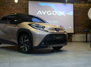 Toyota chce zawojować segment A nowym Aygo X. Obejrzeliśmy je na polskiej premierze