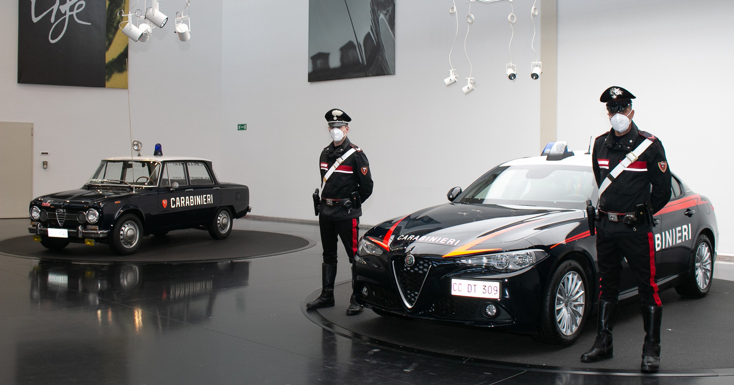 Opancerzona Alfa Romeo Giulia dla włoskich karabinierów