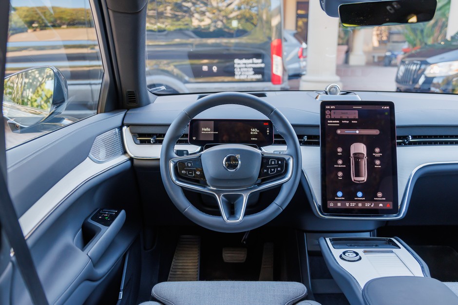 Volvo EX90