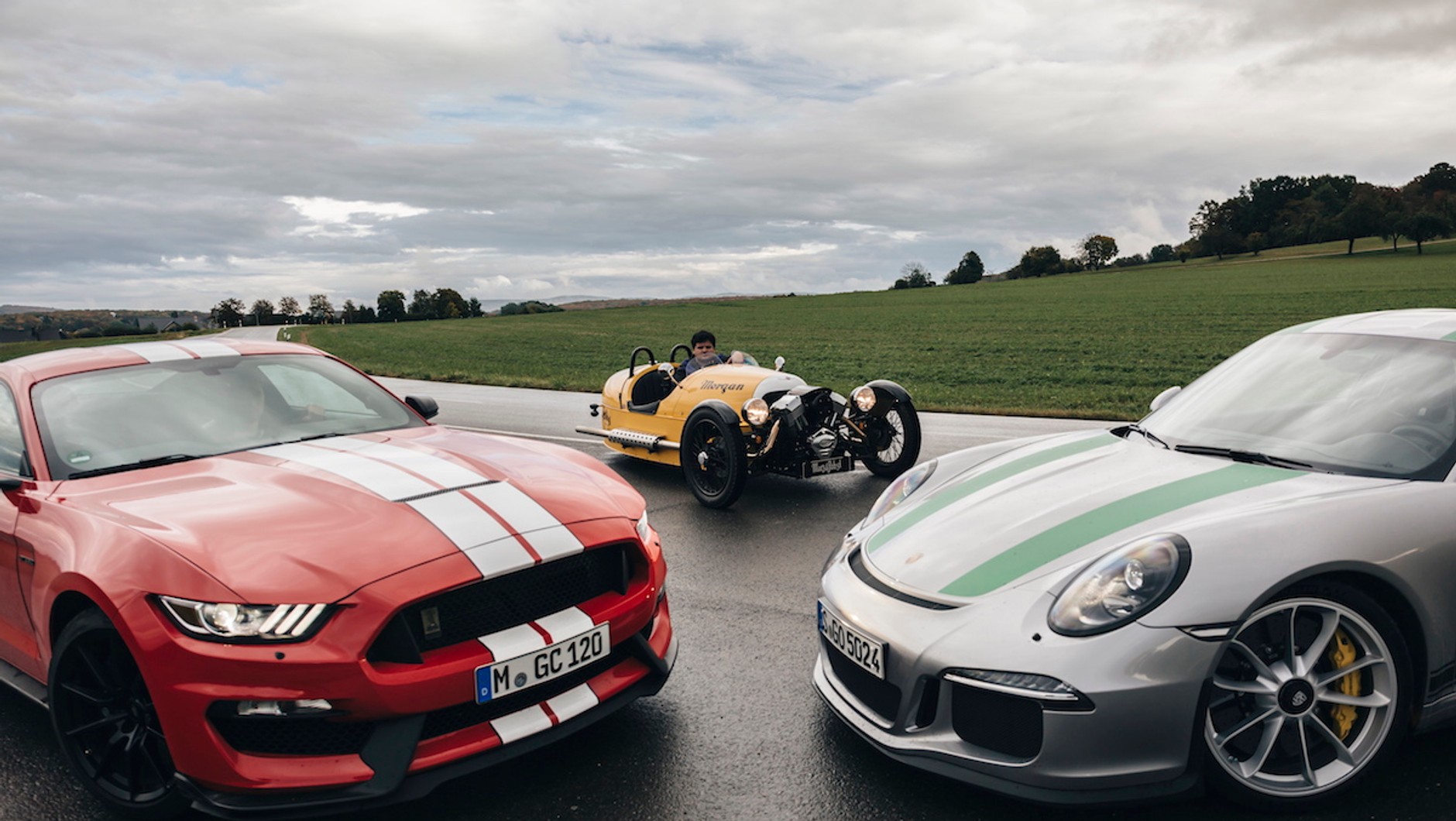Porsche 911 R, Morgan 3 Wheeler i Ford Mustang Shelby GT350