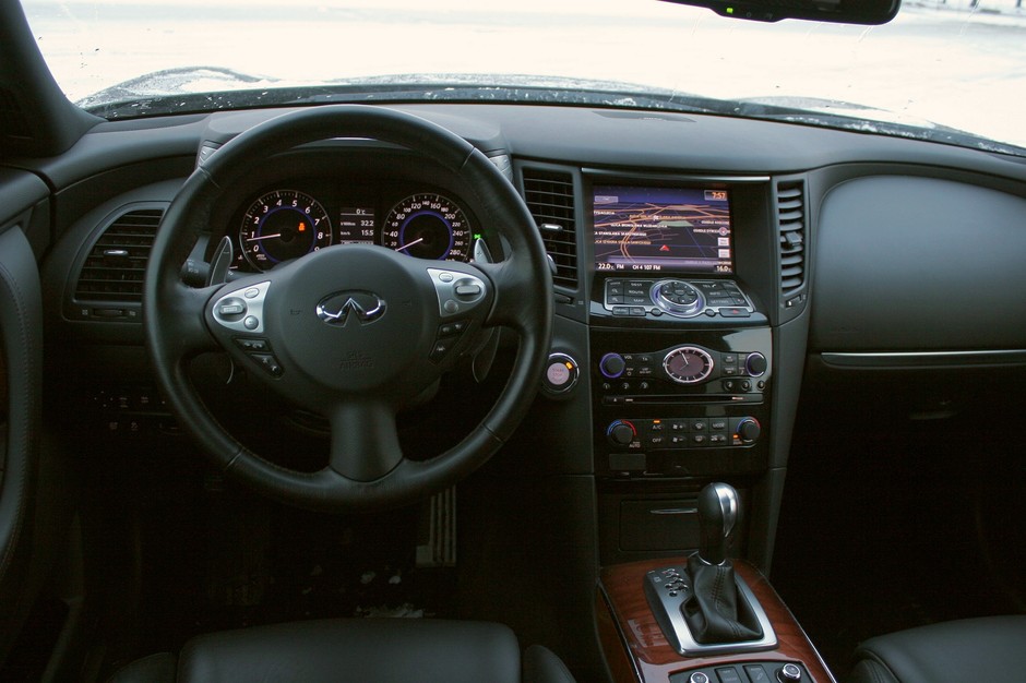Infiniti FX50
