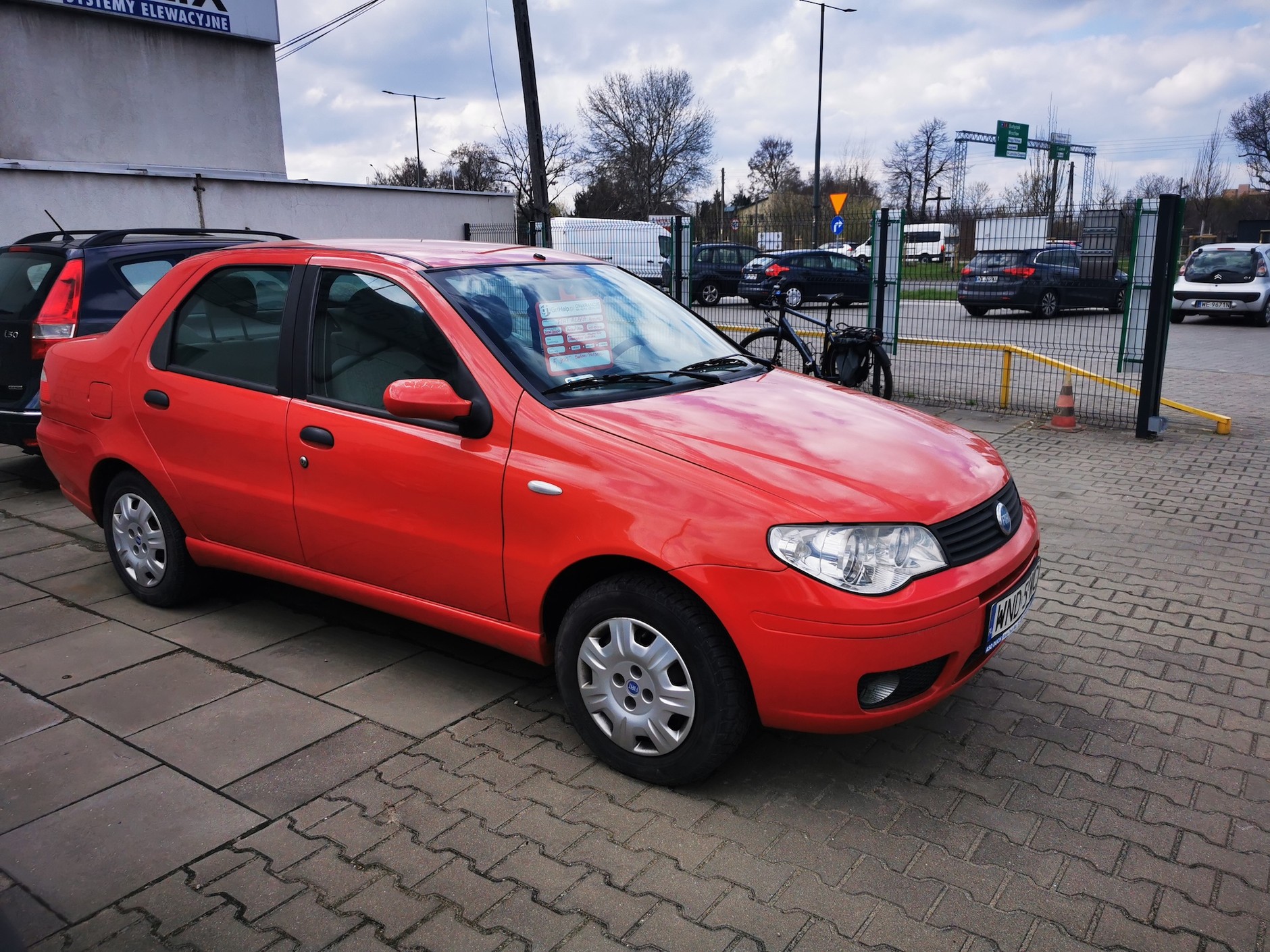 Coś dla konesera: Fiat Albea 1.4 rocznik 2006/2007, cena 5900 zł