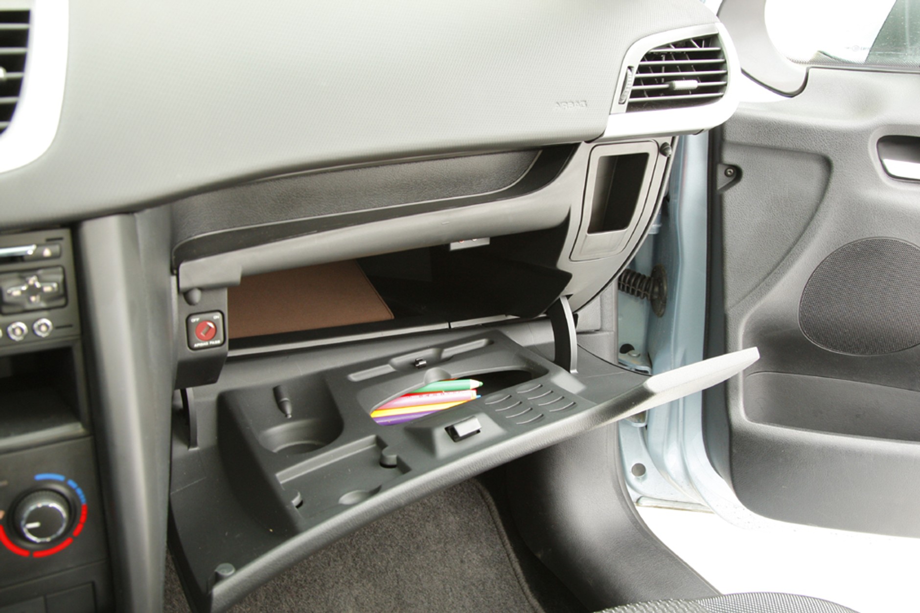 Peugeot 207 SW - stylowa, rodzinna ciężarówka