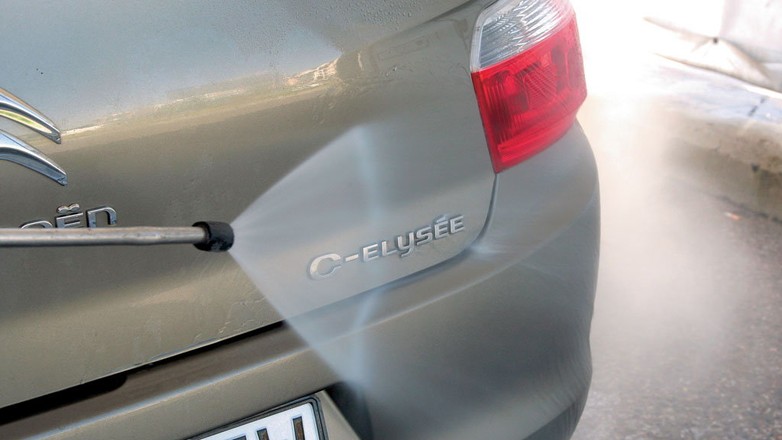 Myjnia bezdotykowa – na co trzeba uważać