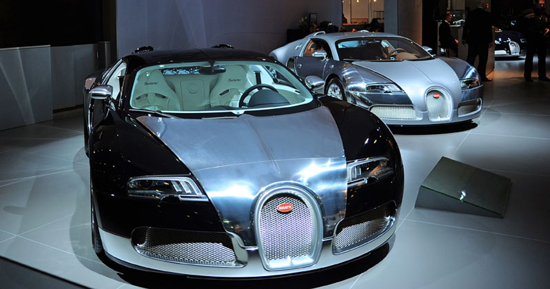 Trzy nowe Bugatti za prawie 19 milionów złotych