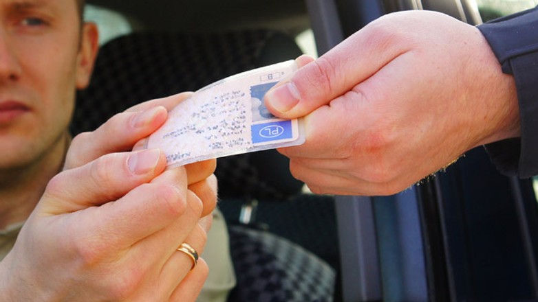 Za co i na jak długo możesz stracić prawo jazdy?