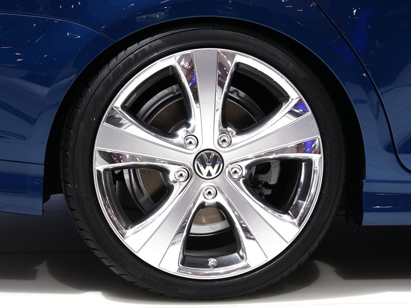 Essen Motor Show 2007: Volkswagen Golf Variant RaVe 270 – premiéra tuningowego konceptu