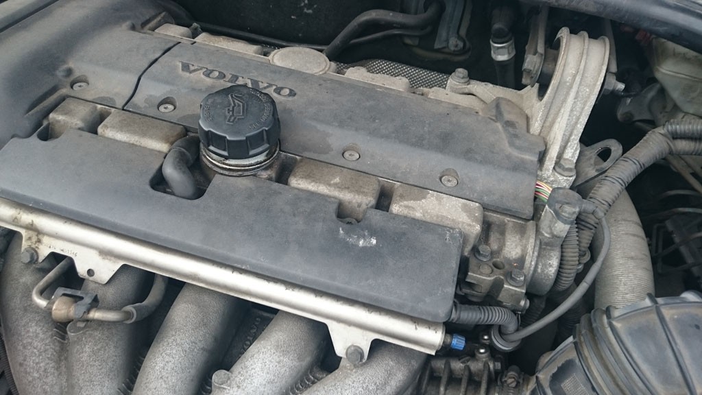 Auto z ogłoszenia - Volvo S60 ładne tylko na zdjęciach